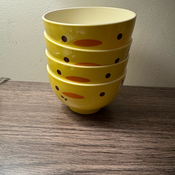 Daiso Japan Yellow bowls duck - Picture 1 of 4